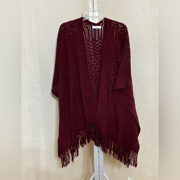 Soul Young Burgundy Shrug with Fringe and Loose Knit - Picture 1 of 6